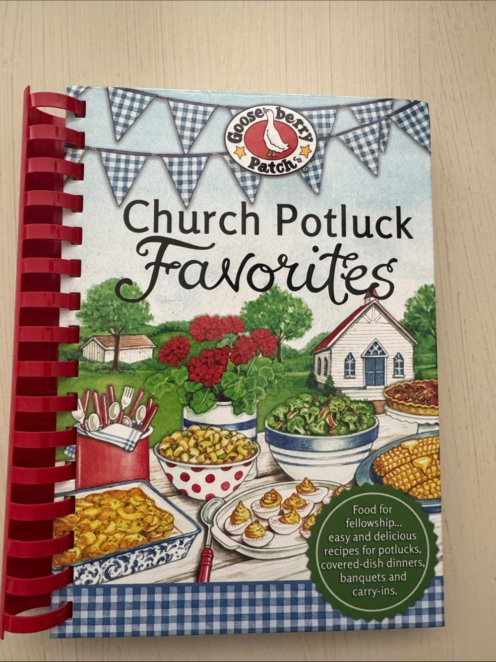Gooseberry patch Church Potluck Favorites Cookbook-in like new condition